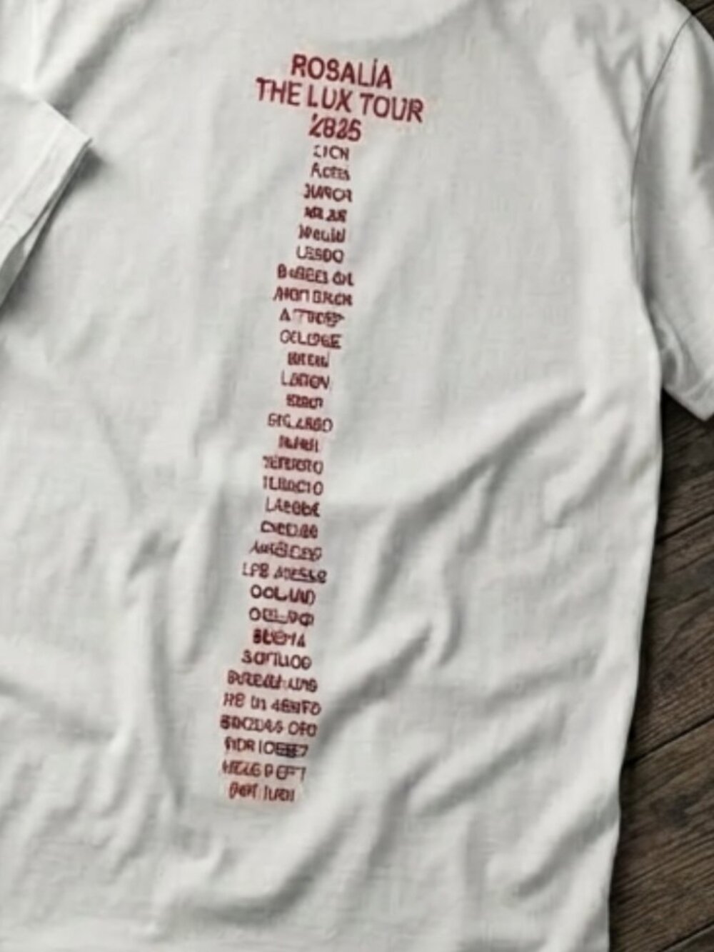 Rosalia Red Flag Tour 2025 Vintage Graphic T-Shirt - Picture 3 of 3